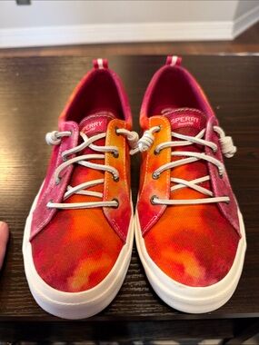 Sperry Tie-Dye Red and Orange Lace-Up Sneakers